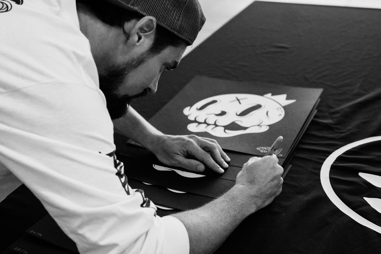 ronthekiller secret walls v09